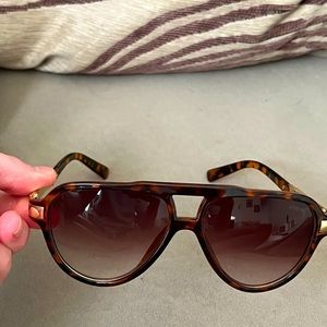Authentic Armani Sunglasses 🕶 ☀️